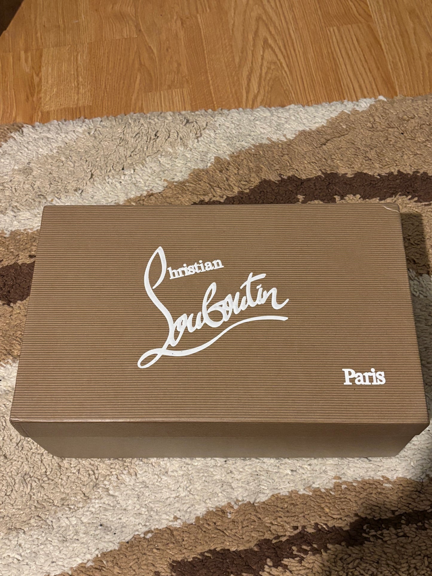 Christian Louboutin обувки